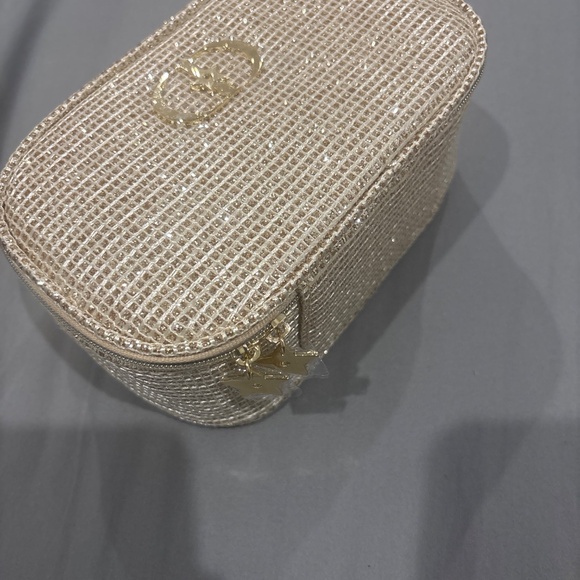 Dior holiday cosmetic makeup pouch case - Picture 2 of 8